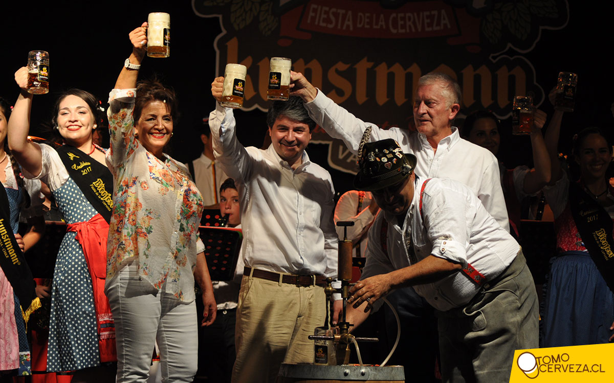 Inaugración Bierfest Kunstmann 2017. Armin Kunstmann y Omar Sabat